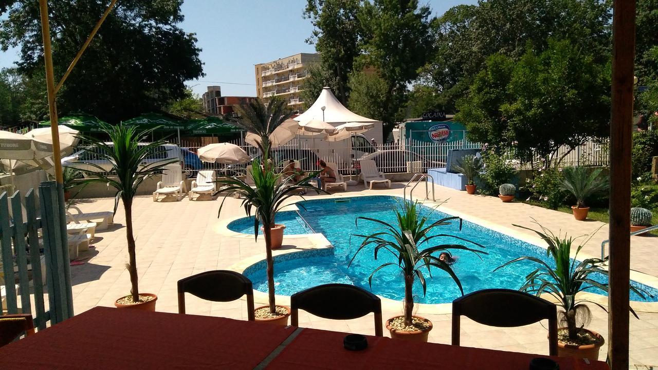 Park 1 Hotel Kiten  Exterior photo